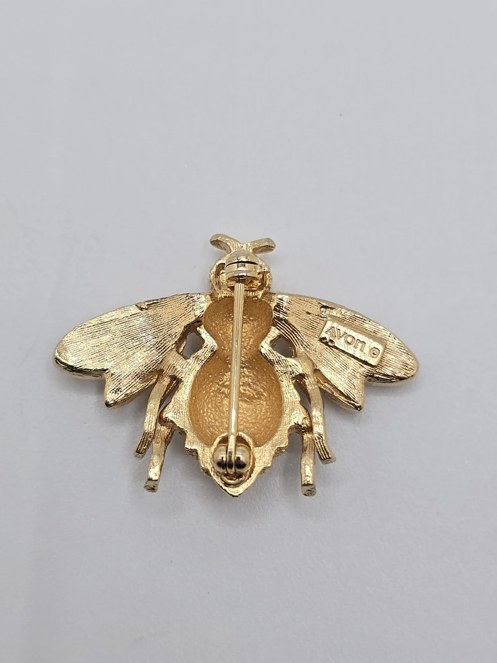 Vintage Bee Brooch Avon Gold Tone Textured Insect Pin 1.25
